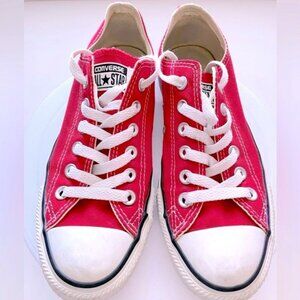 Converse sneakers - Men’s 5 Womens 7